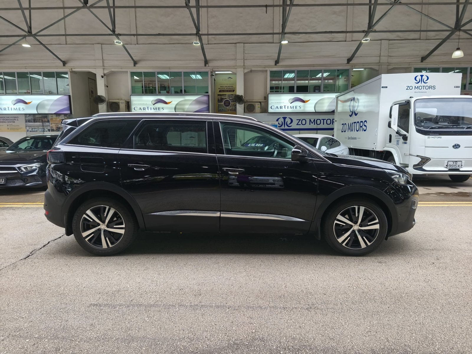 Peugeot 5008 1.2 PureTech Allure photo 4